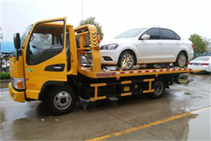 西和附近拖车救援24小时服务热线